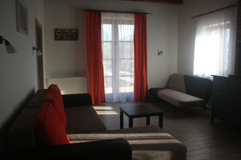 Malomko Apartman Zsira Exterior photo