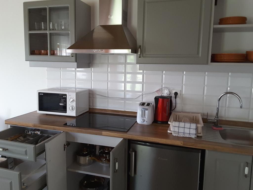 Malomko Apartman Zsira Exterior photo